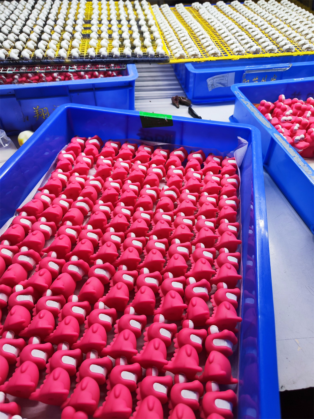 公仔产品公司的创意之旅：塑造情感链接的软萌力量