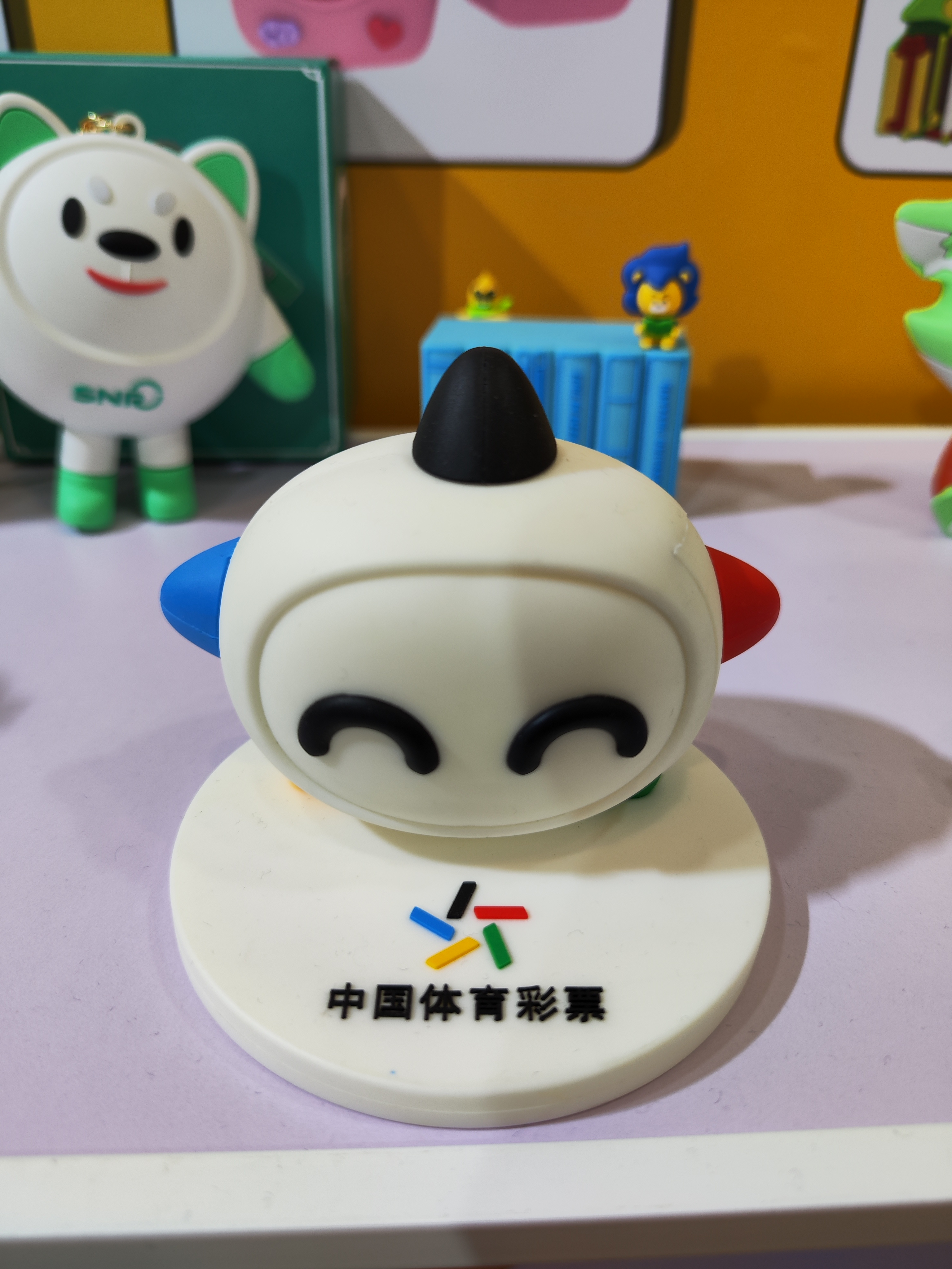 企业形象玩偶作为品牌文化的延伸成为连接企业与消费者之间不可或缺的桥梁